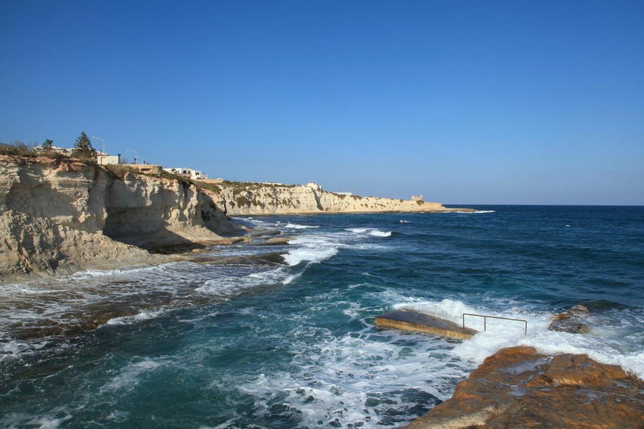 Trendy Seaside Escape 2 Bedroom Penthouse Marsaskala Dış mekan fotoğraf