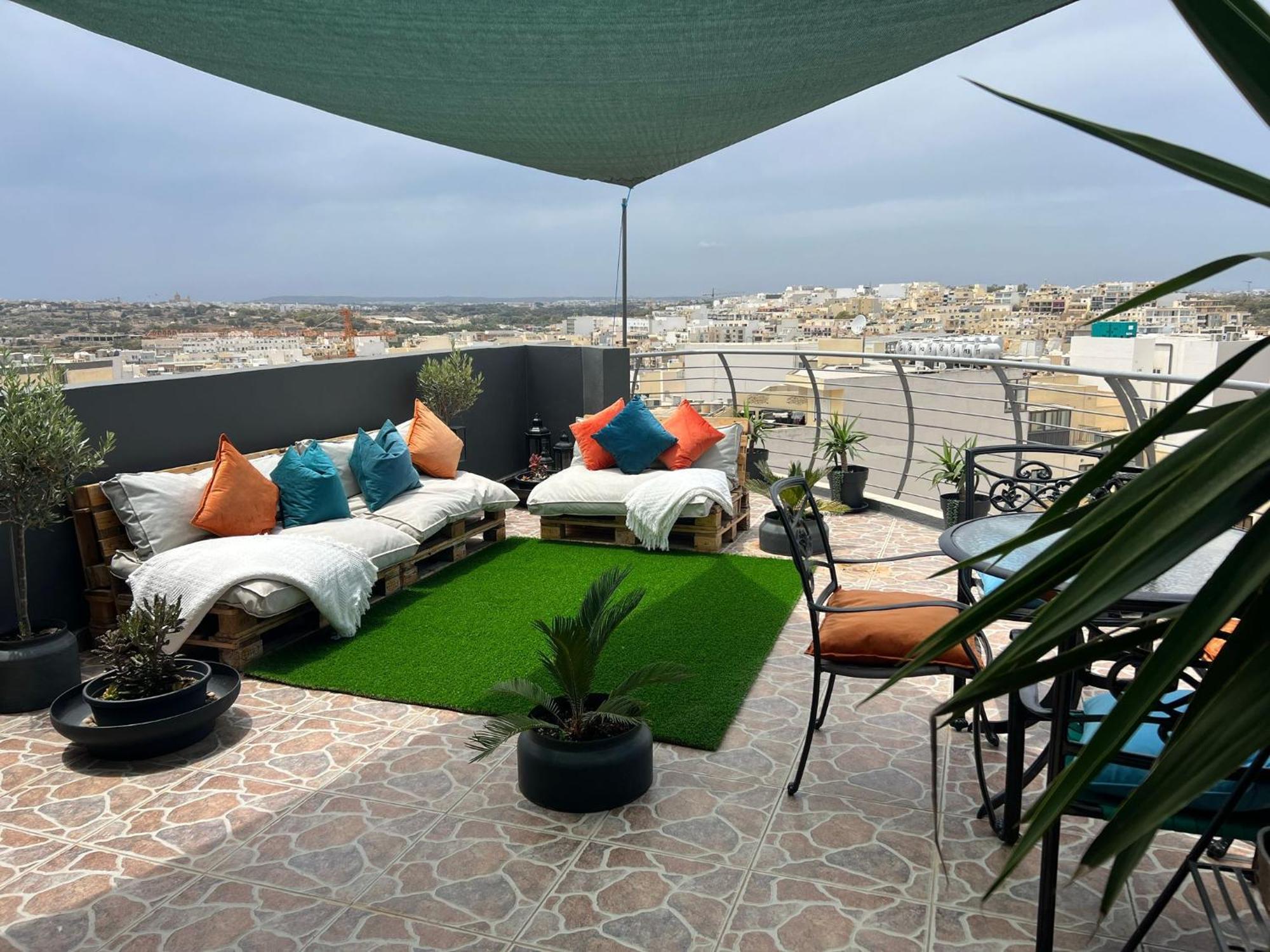 Trendy Seaside Escape 2 Bedroom Penthouse Marsaskala Dış mekan fotoğraf